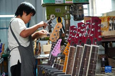 鄉(xiāng)村行&middot;看振興丨山東昌樂(lè):"樂(lè)器小鎮(zhèn)"奏響"富民曲"